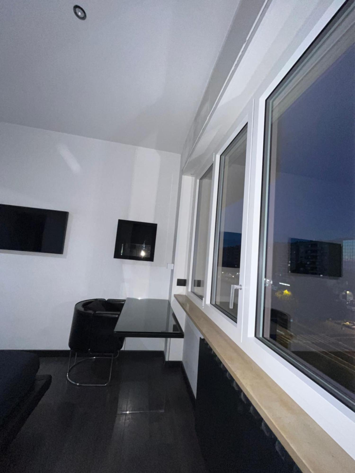 Cinecitta Luxury Bed and breakfast
